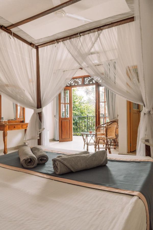 Rise - Bed & Breakfast Велігама Екстер'єр фото