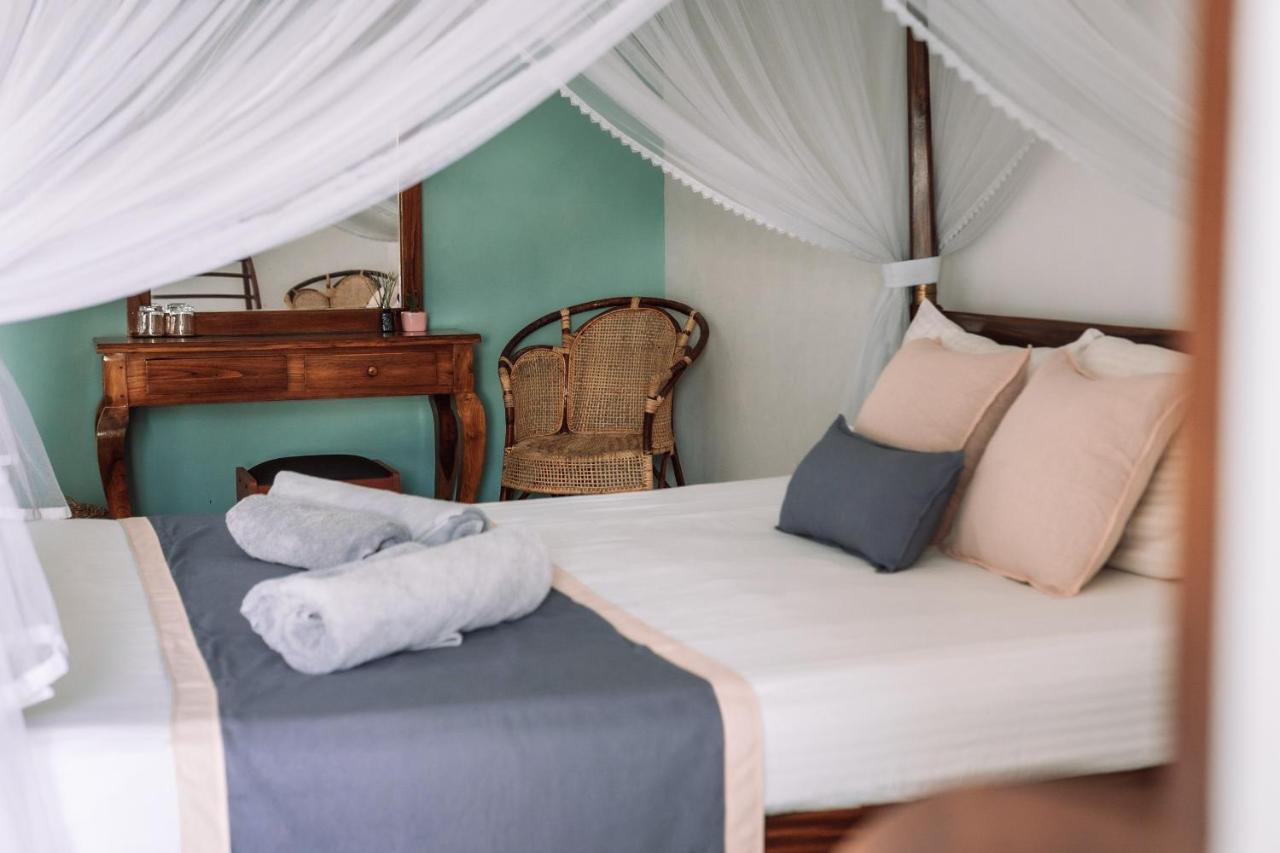 Rise - Bed & Breakfast Велігама Екстер'єр фото